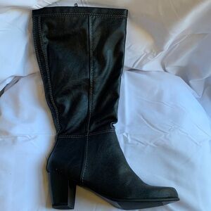 St. John's Bay Black Heeled Boots